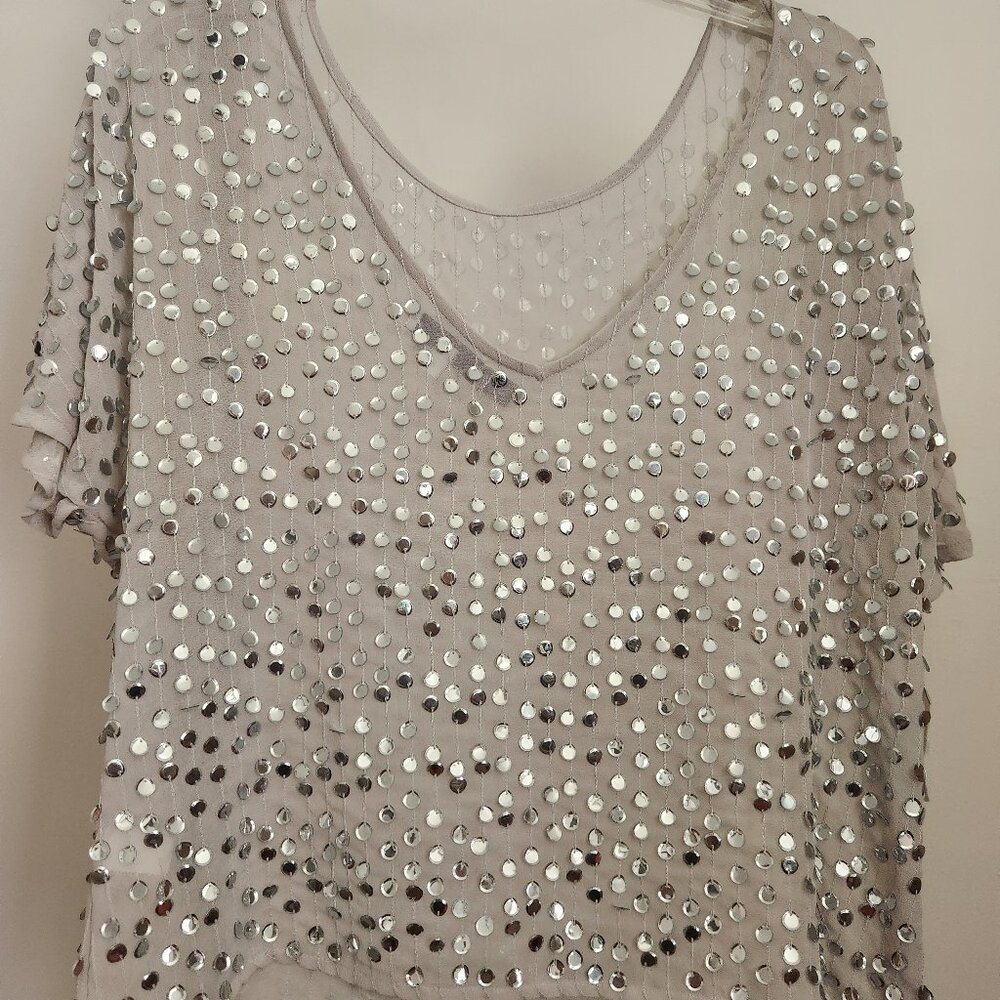 JENNIFER LOPEZ White/silver Sequined Shortsleeve Blouse Sz M - Picture 2 of 4